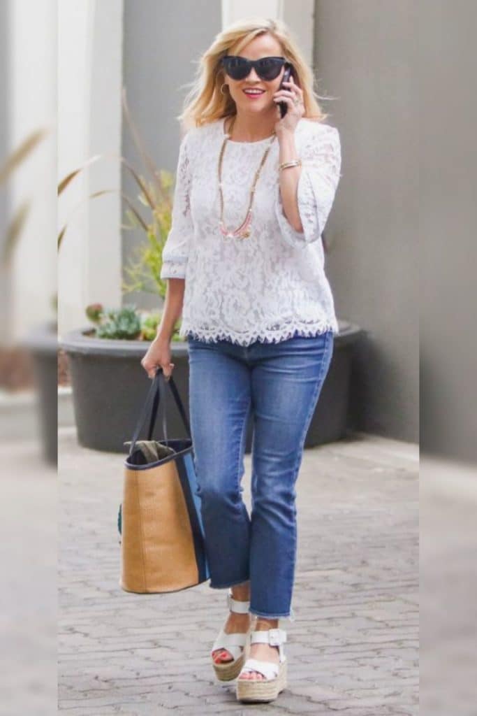 Reese Witherspoon showing off her cute classic style.